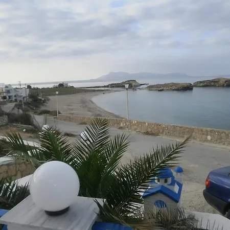 Blue And White & Lägenhet Lefkos (Karpathos)