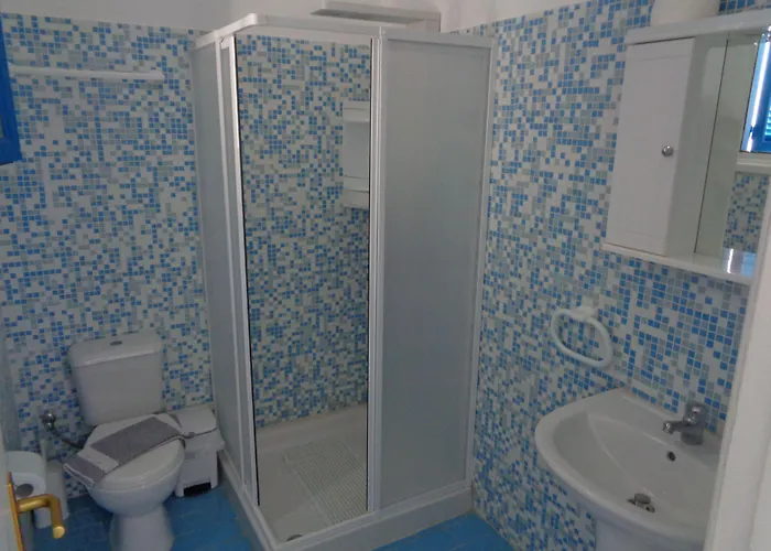 Апартаменты Blue And White & *