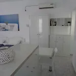 Blue And White & Apartamento