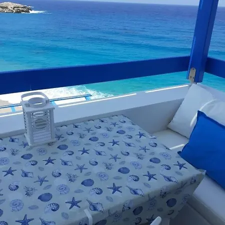 Apartament Blue And White & Lefkos (Karpathos)