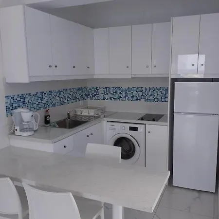 Blue And White & Apartament *