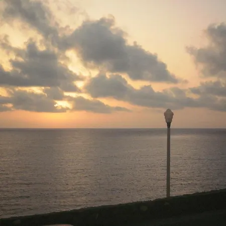 Blue And White & Appartement *