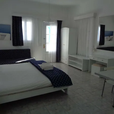 Apartament Blue And White &