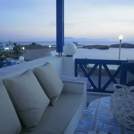 Apartament Blue And White & *