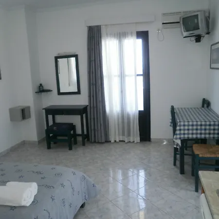 Blue And White & Appartement Lefkos (Karpathos)