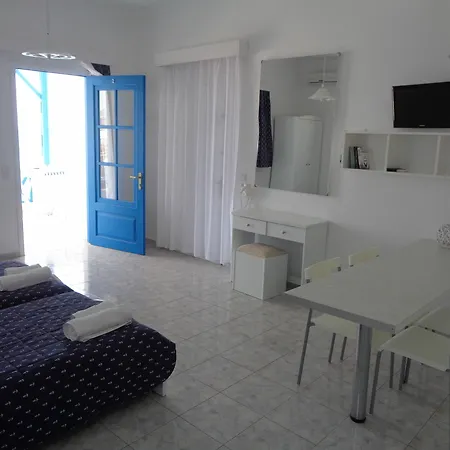 Appartement Blue And White & *
