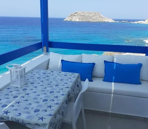 Blue And White & Apartman