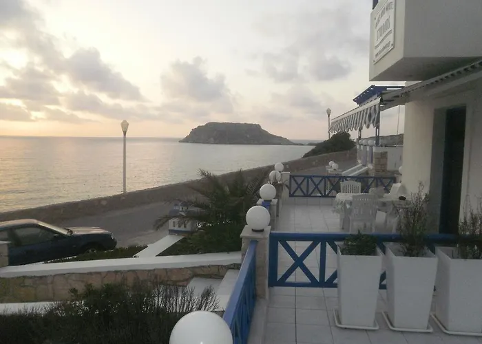 Apartman Blue And White & Lefkósz Karpáthu