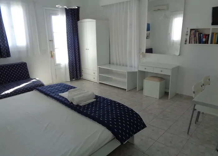 Blue And White & Apartman Lefkósz Karpáthu